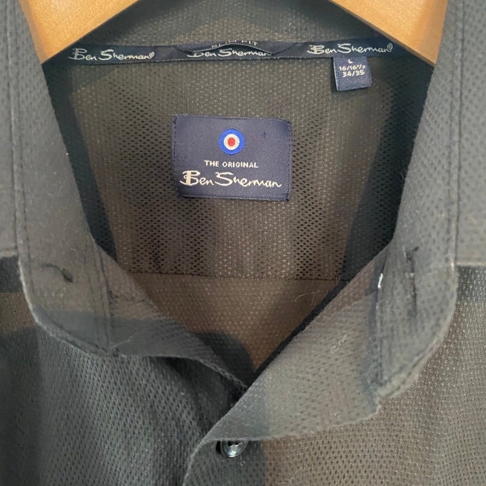 Ben Sherman, men’s button-down size large